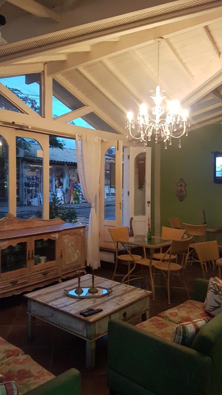 Amendoeira Inn